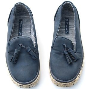 ZARA KIDS NAVY BLUE/ TAN FAUX LEATHER CASUAL SHOES